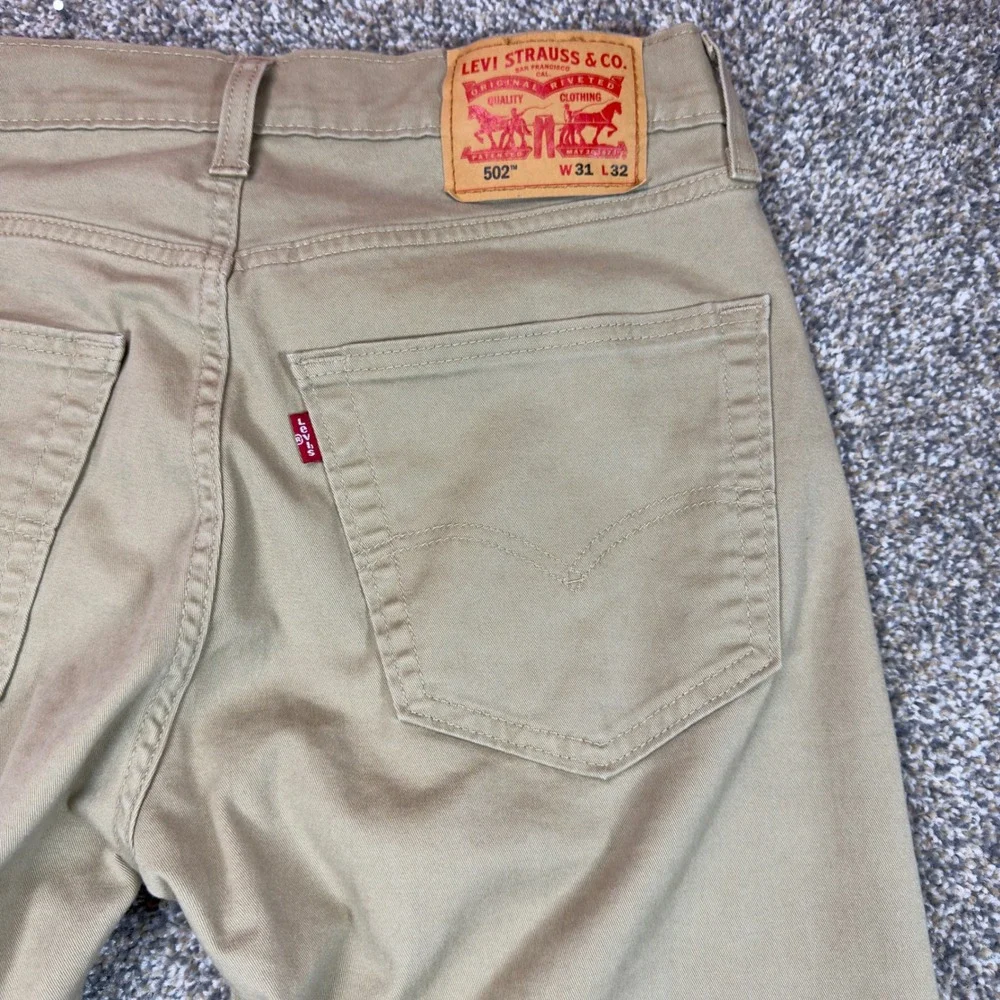 Levis 502 Taper Fit All Seasons Tech Khaki‎ Tan Pants Mens 31x32 29507-0639